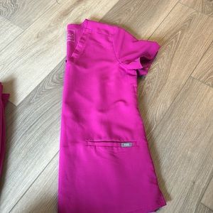 Raspberry sorbet figs scrubs!